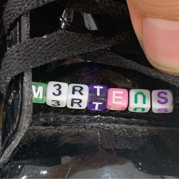 Dr Martens Doc Martens Air Wair Boots With Bouncing Soles Women’s 8 Black Patent - Picture 10 of 12